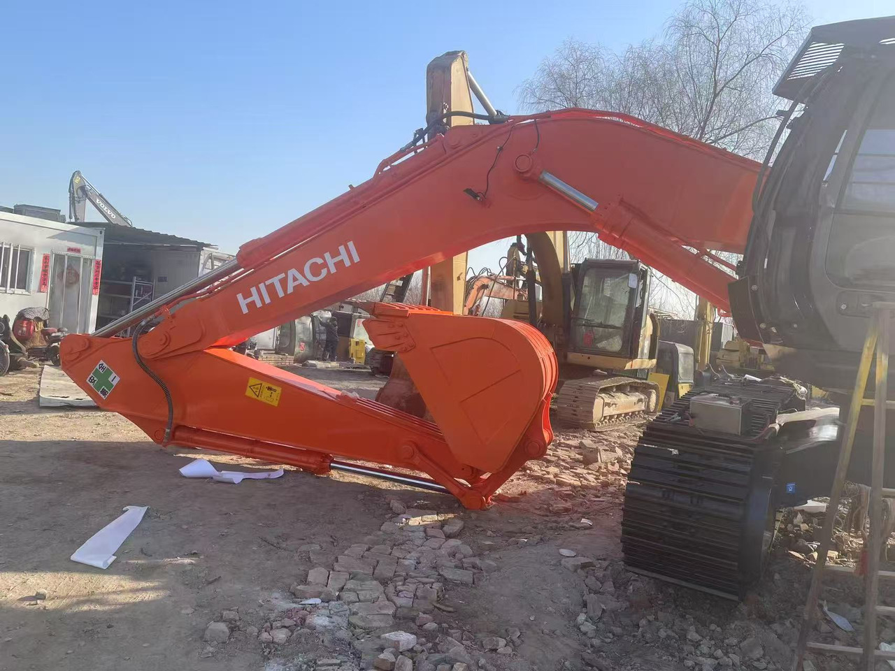 Used Hitachi EX210-3G Excavator for Sale - Escavatore: foto 4 Used Hitachi EX210-3G Excavator for Sale - Escavatore: foto 4