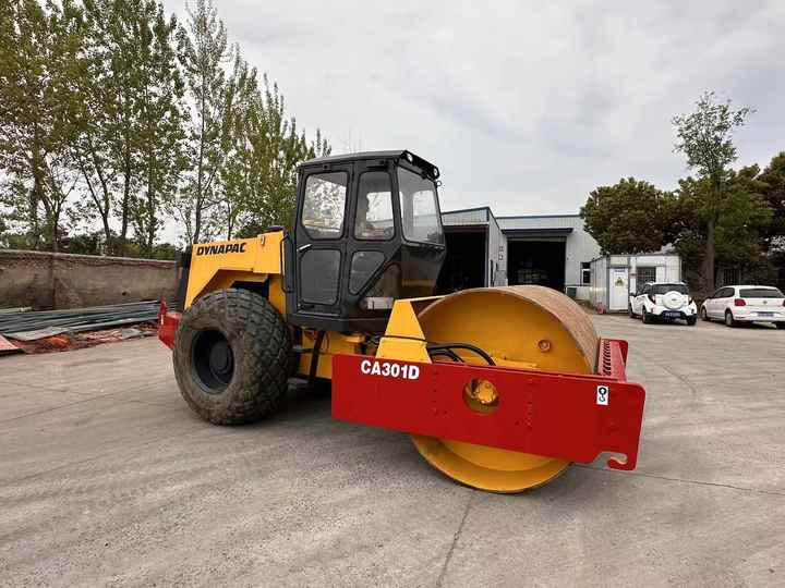 Used Hotsale Second hand high quality DYUAPAC 301D - Rullo compattatore/ Rullo compressore: foto 4 Used Hotsale Second hand high quality DYUAPAC 301D - Rullo compattatore/ Rullo compressore: foto 4