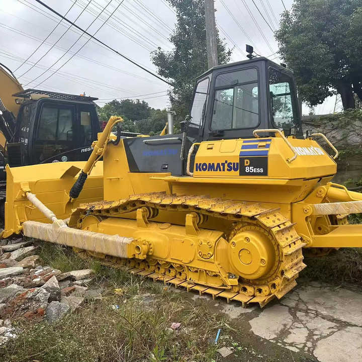 Used Japan Komatsu D85ESS Dozer with Ripper Komatsu D85 Crawler Bulldozer with Excellent Performance Low Price for Sale - Bulldozer: foto 1 Used Japan Komatsu D85ESS Dozer with Ripper Komatsu D85 Crawler Bulldozer with Excellent Performance Low Price for Sale - Bulldozer: foto 1