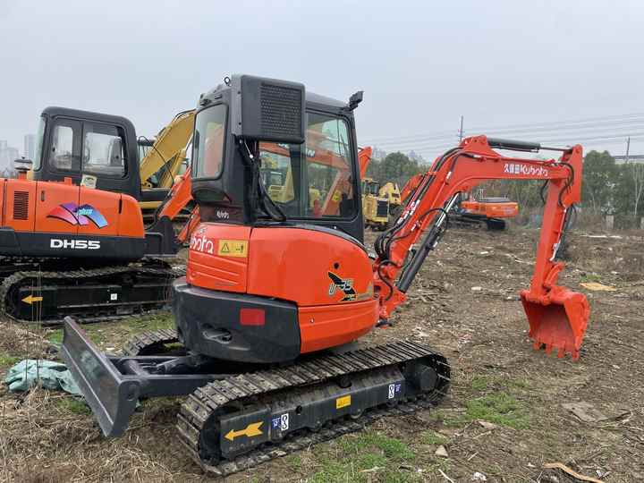 Used KUBOTA U35-5 Model Excavator Second Hand Machine Popular Brand JAPAN KUBOTA Hydraulic Machinery - Miniescavatore: foto 2 Used KUBOTA U35-5 Model Excavator Second Hand Machine Popular Brand JAPAN KUBOTA Hydraulic Machinery - Miniescavatore: foto 2