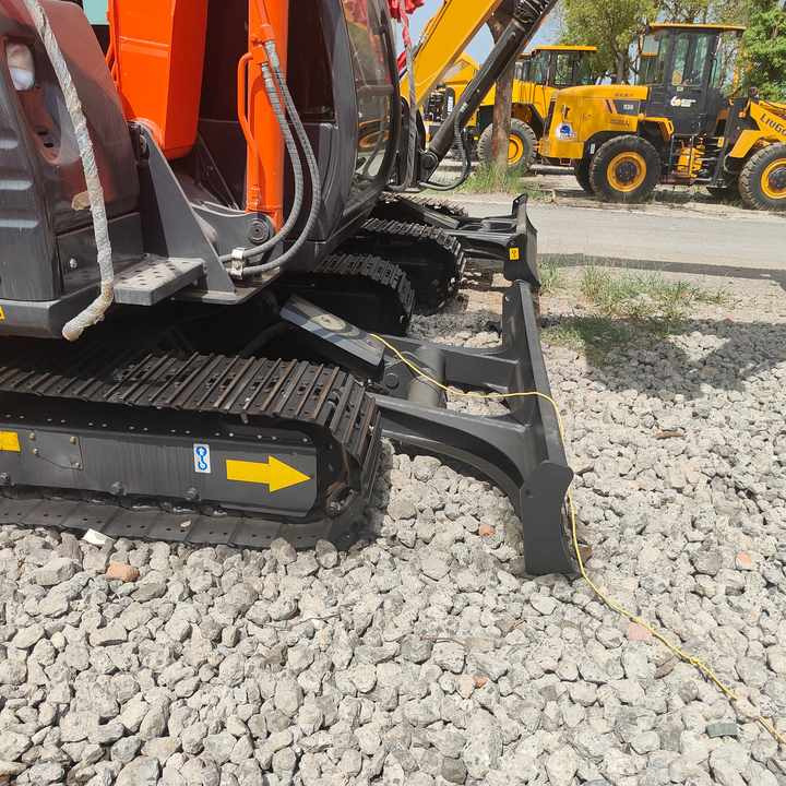 Used Original Japan Brand Hitachi Zx60 Excavator for Sale - Escavatore: foto 4 Used Original Japan Brand Hitachi Zx60 Excavator for Sale - Escavatore: foto 4