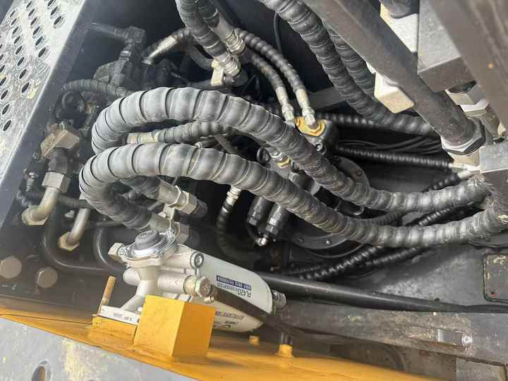 Used Original Volvo EC140 Excavator on Sale - Escavatore: foto 2 Used Original Volvo EC140 Excavator on Sale - Escavatore: foto 2