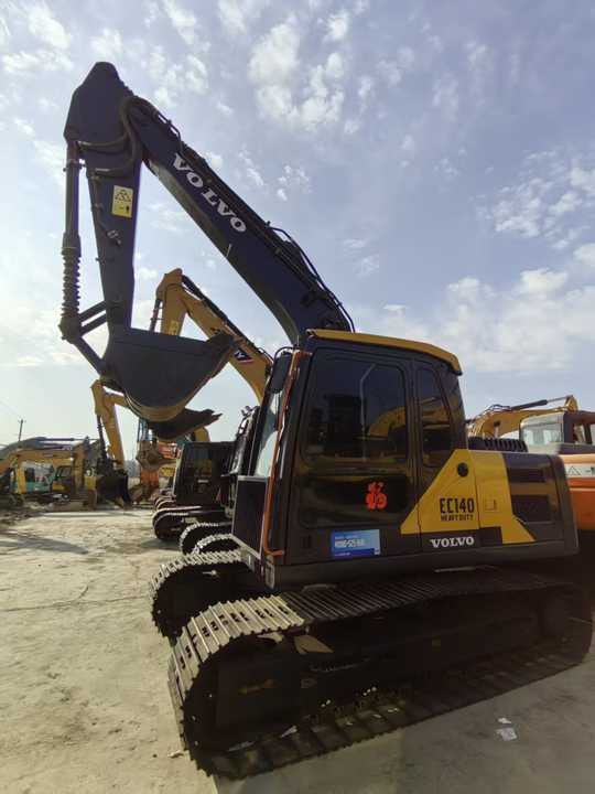 Used Volvo 14 tonne crawler excavator Volvo ec140 excavator powerful low price good quality for sale - Escavatore cingolato: foto 2 Used Volvo 14 tonne crawler excavator Volvo ec140 excavator powerful low price good quality for sale - Escavatore cingolato: foto 2