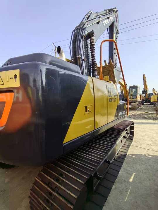 Used Volvo 14 tonne crawler excavator Volvo ec140 excavator powerful low price good quality for sale - Escavatore cingolato: foto 5 Used Volvo 14 tonne crawler excavator Volvo ec140 excavator powerful low price good quality for sale - Escavatore cingolato: foto 5