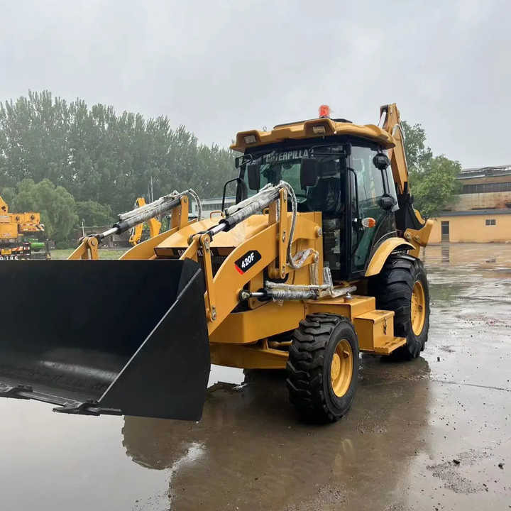 Used Wheel Loader CAT420F Caterpillar 420F Construction Machinery Mini Wheel Skid Steer Loader in Stock - Pala gommata: foto 1 Used Wheel Loader CAT420F Caterpillar 420F Construction Machinery Mini Wheel Skid Steer Loader in Stock - Pala gommata: foto 1