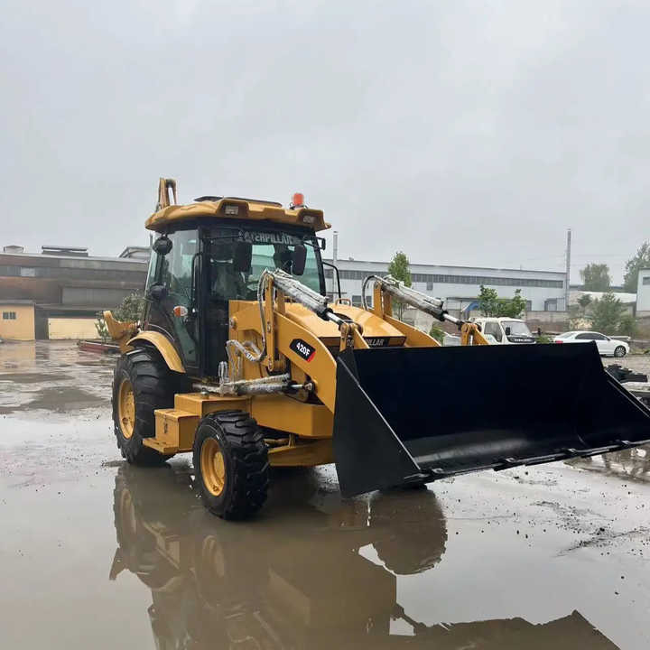 Used Wheel Loader CAT420F Caterpillar 420F Construction Machinery Mini Wheel Skid Steer Loader in Stock - Pala gommata: foto 4 Used Wheel Loader CAT420F Caterpillar 420F Construction Machinery Mini Wheel Skid Steer Loader in Stock - Pala gommata: foto 4