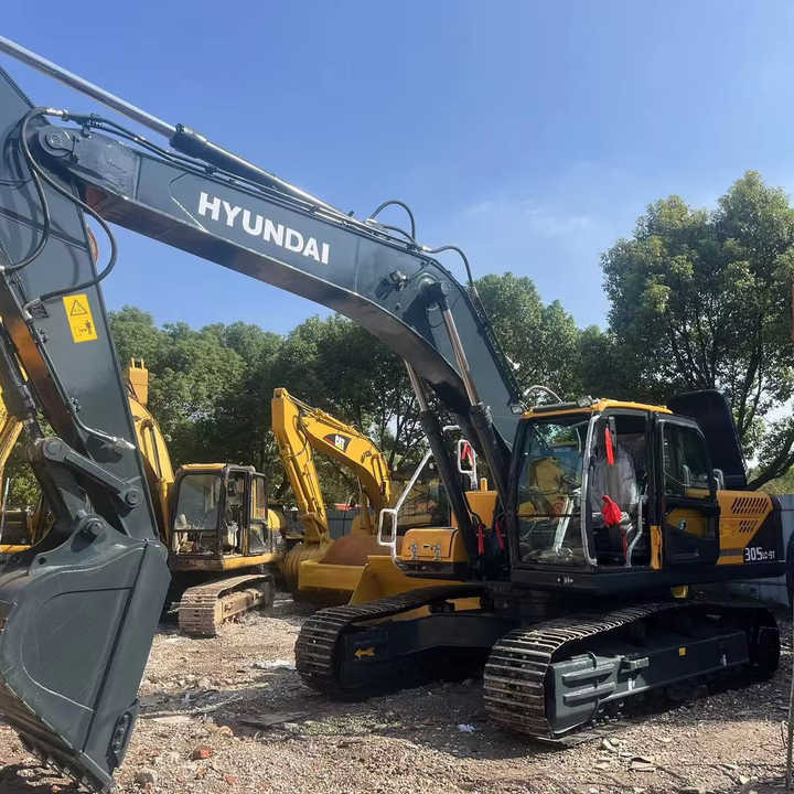 Used hyundai 305-9 30tons Excavator in Stock for Sale Hyundai 210-9 215-9 220-9 225-9 Excavator for Sale - Escavatore: foto 1 Used hyundai 305-9 30tons Excavator in Stock for Sale Hyundai 210-9 215-9 220-9 225-9 Excavator for Sale - Escavatore: foto 1