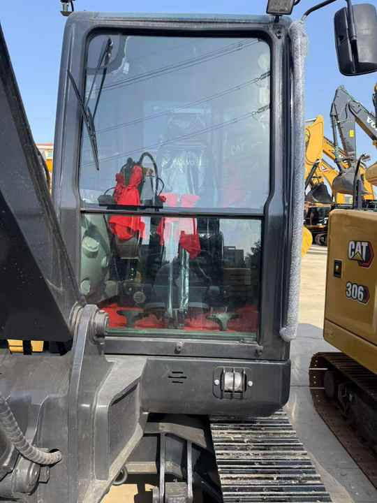 Used volvo Ec60 Mini 6tons Excavator in Stock for Sale Excellent Condition volvo Ec60 Ec140 Excavator Low Working Hours - Escavatore: foto 3 Used volvo Ec60 Mini 6tons Excavator in Stock for Sale Excellent Condition volvo Ec60 Ec140 Excavator Low Working Hours - Escavatore: foto 3