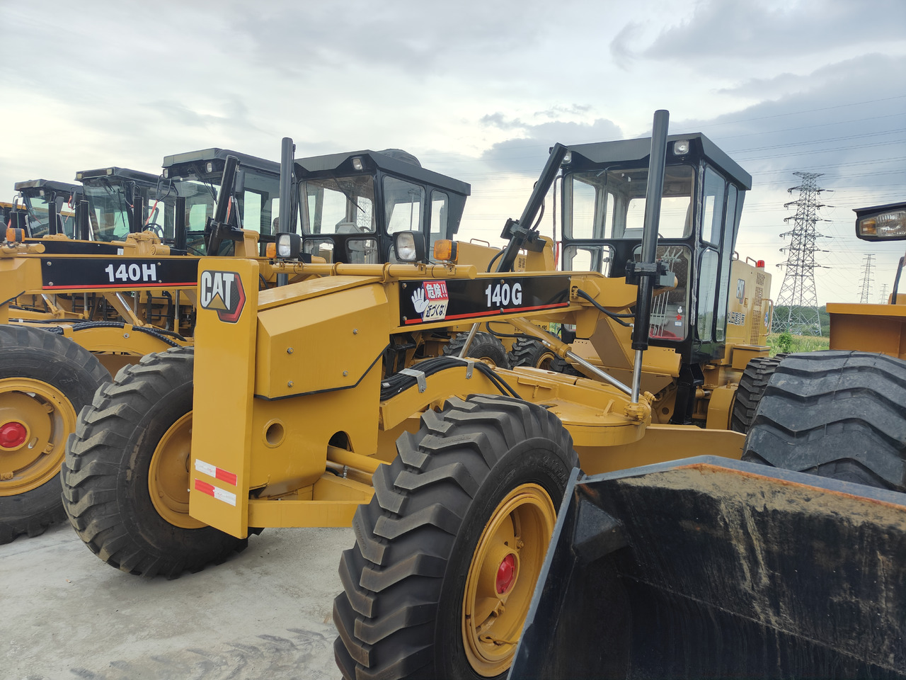 CATERPILLAR 140G - Grader: foto 1 CATERPILLAR 140G - Grader: foto 1