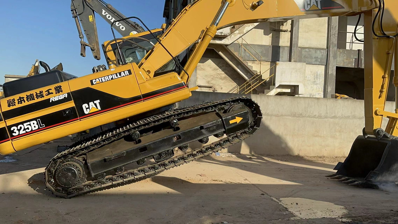 CATERPILLAR 325BL - Escavatore cingolato: foto 2 CATERPILLAR 325BL - Escavatore cingolato: foto 2