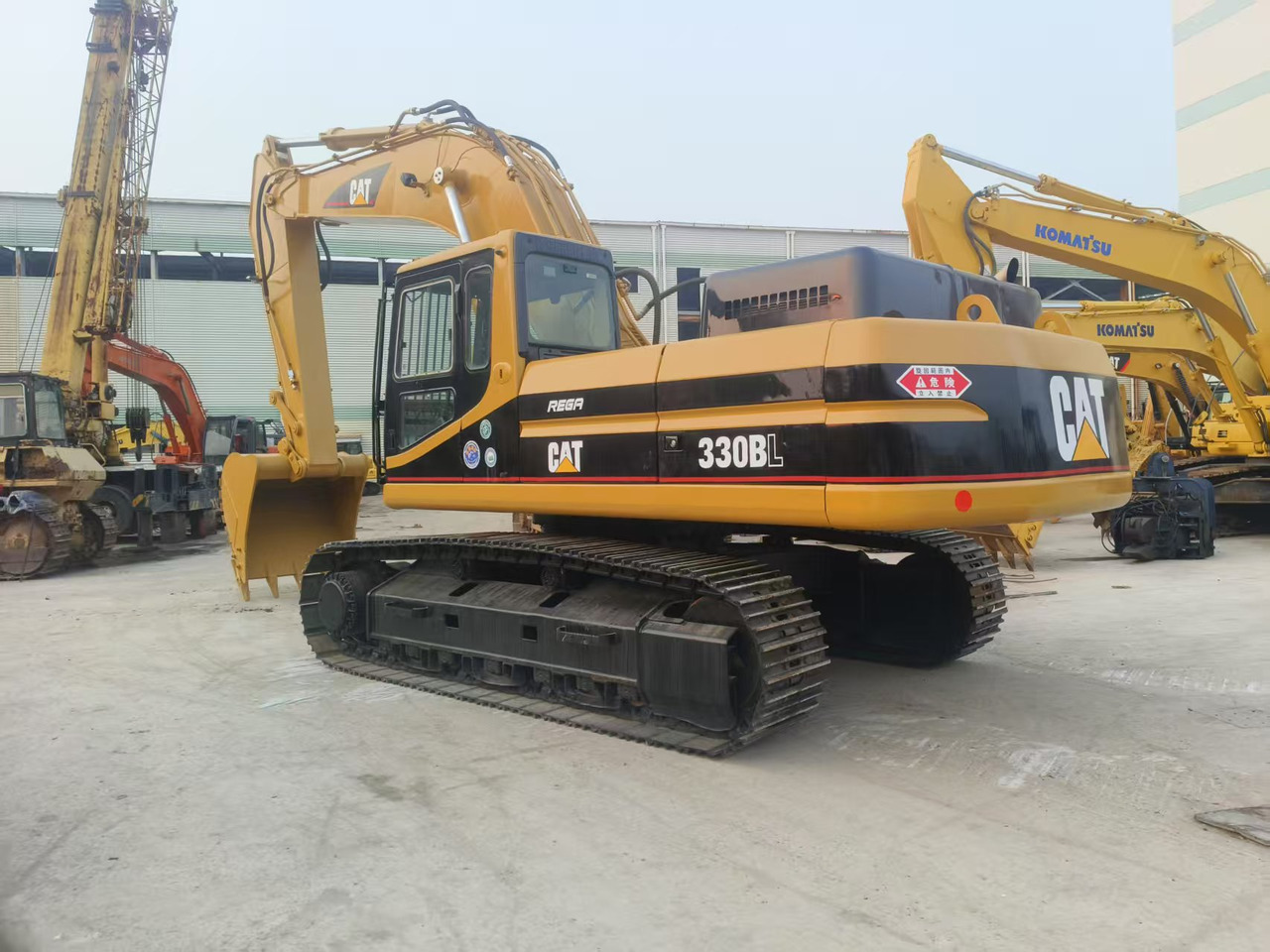 CATERPILLAR 330BL - Escavatore cingolato: foto 3 CATERPILLAR 330BL - Escavatore cingolato: foto 3