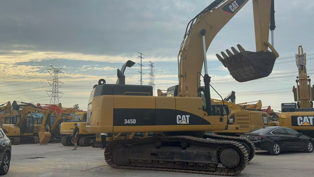 CATERPILLAR 345D - Escavatore cingolato: foto 4 CATERPILLAR 345D - Escavatore cingolato: foto 4