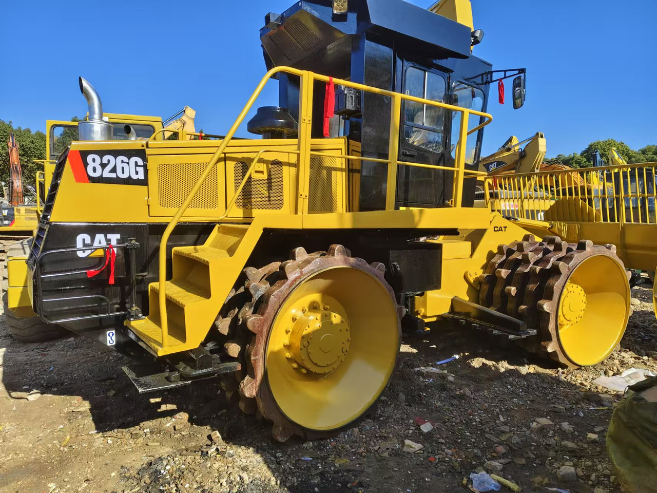 CATERPILLAR 826G - Rullo stradale: foto 1 CATERPILLAR 826G - Rullo stradale: foto 1