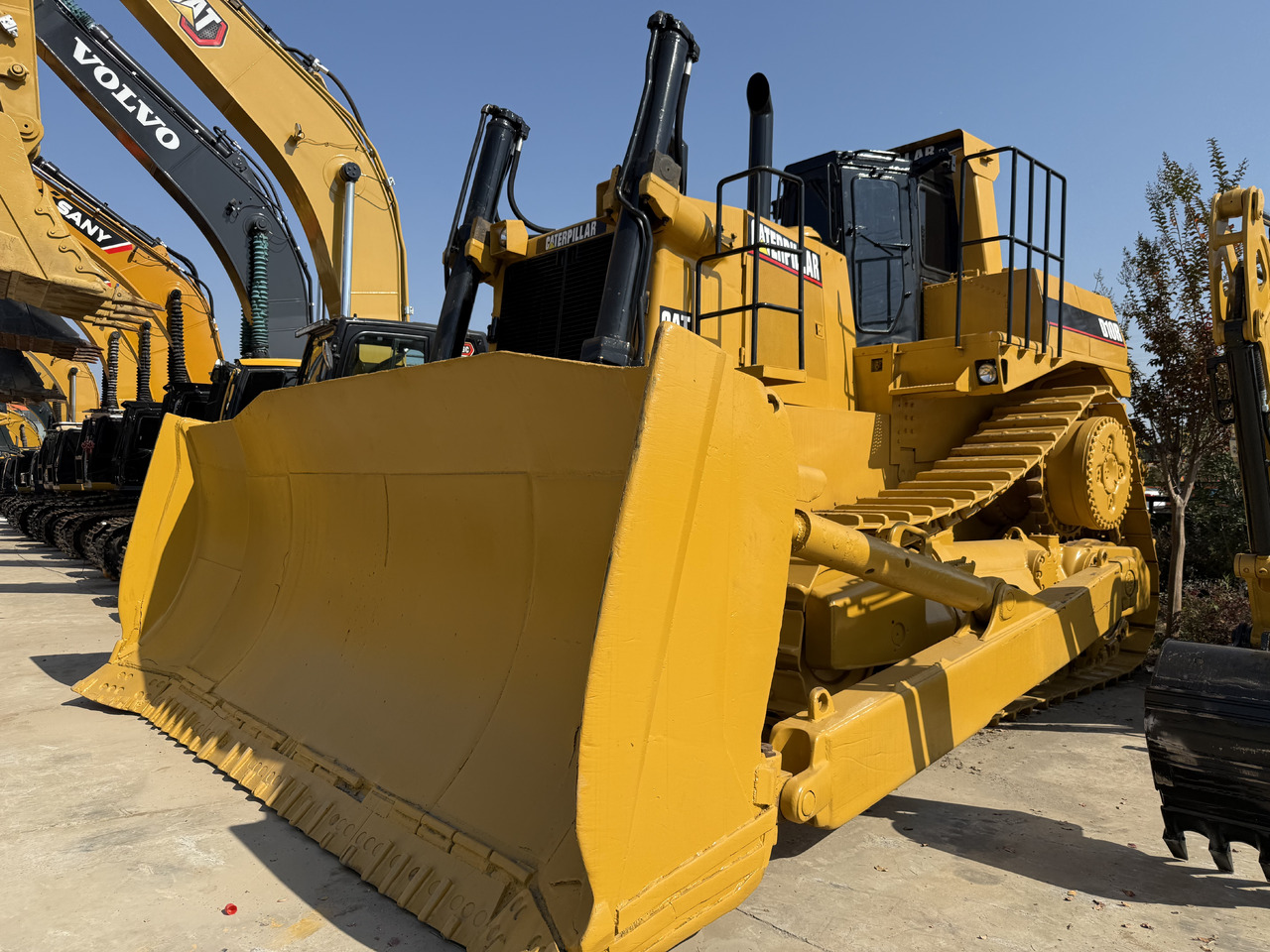 CATERPILLAR D10R - Bulldozer: foto 1 CATERPILLAR D10R - Bulldozer: foto 1