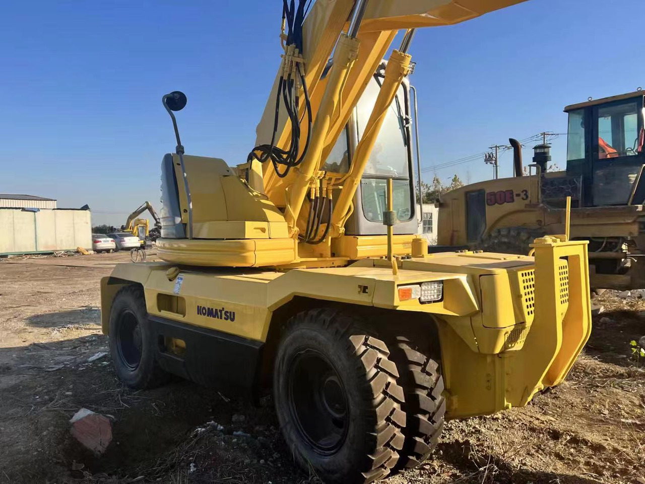 KOMATSU PC128US - Escavatore gommato: foto 3 KOMATSU PC128US - Escavatore gommato: foto 3