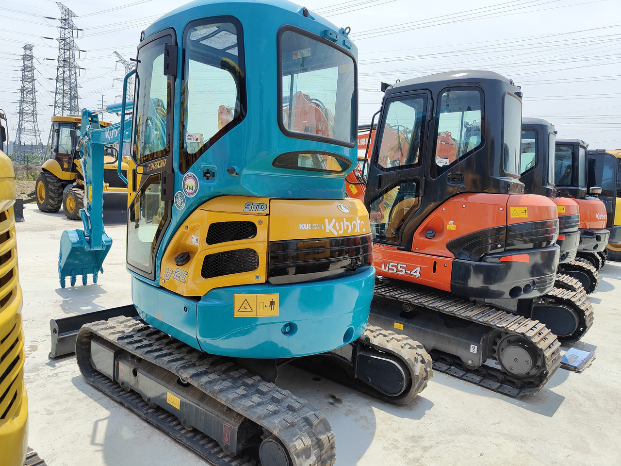 KUBOTA U25 - Miniescavatore: foto 3 KUBOTA U25 - Miniescavatore: foto 3