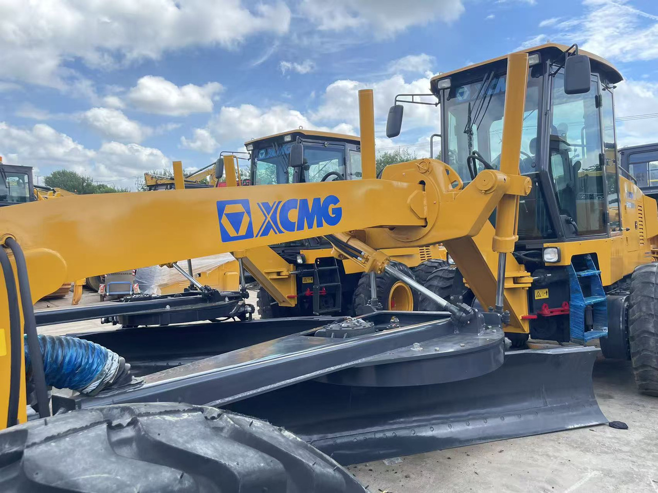 XCMG GR1803 - Grader: foto 3 XCMG GR1803 - Grader: foto 3