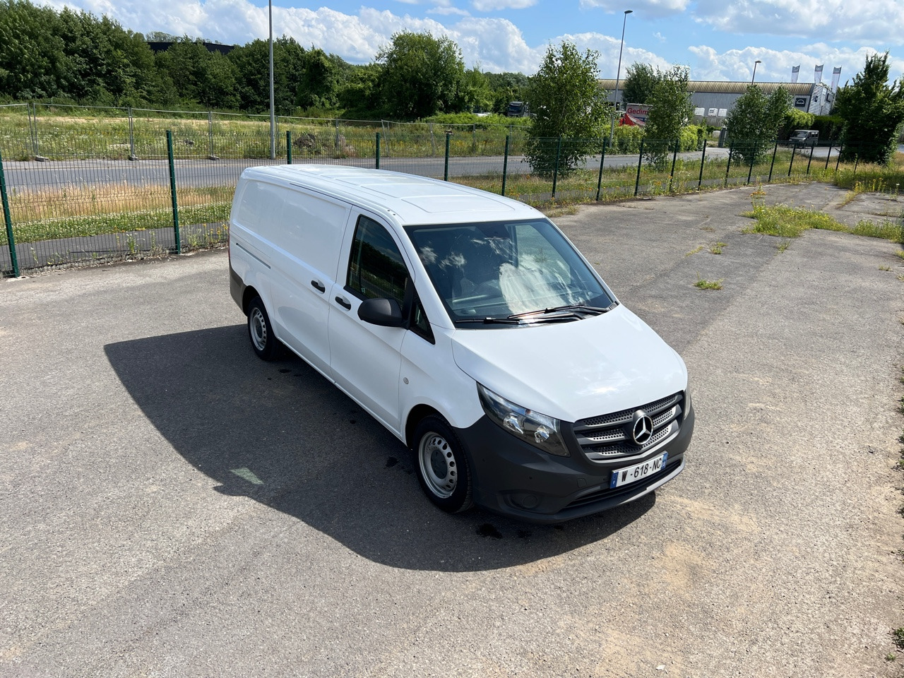 MERCEDES-BENZ VITO 109 Fourgon 1.6 BlueTEC Long Utilitaire - Furgone chiuso: foto 4 MERCEDES-BENZ VITO 109 Fourgon 1.6 BlueTEC Long Utilitaire - Furgone chiuso: foto 4