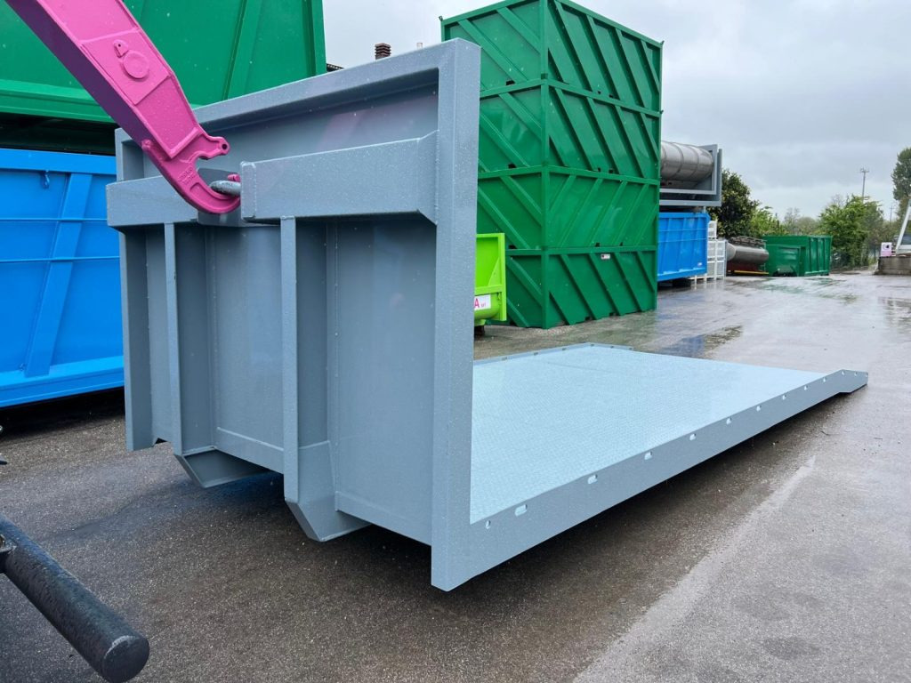 CONTAINER A PIANALE SENZA SPONDE CON CODA A ZERO P - Cassone scarrabile: foto 2 CONTAINER A PIANALE SENZA SPONDE CON CODA A ZERO P - Cassone scarrabile: foto 2