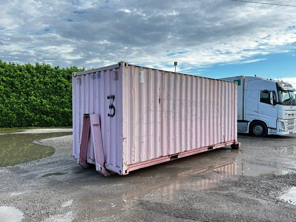 CONTAINER MARITTIMO USATO SCARRABILE - Cassone scarrabile: foto 1 CONTAINER MARITTIMO USATO SCARRABILE - Cassone scarrabile: foto 1