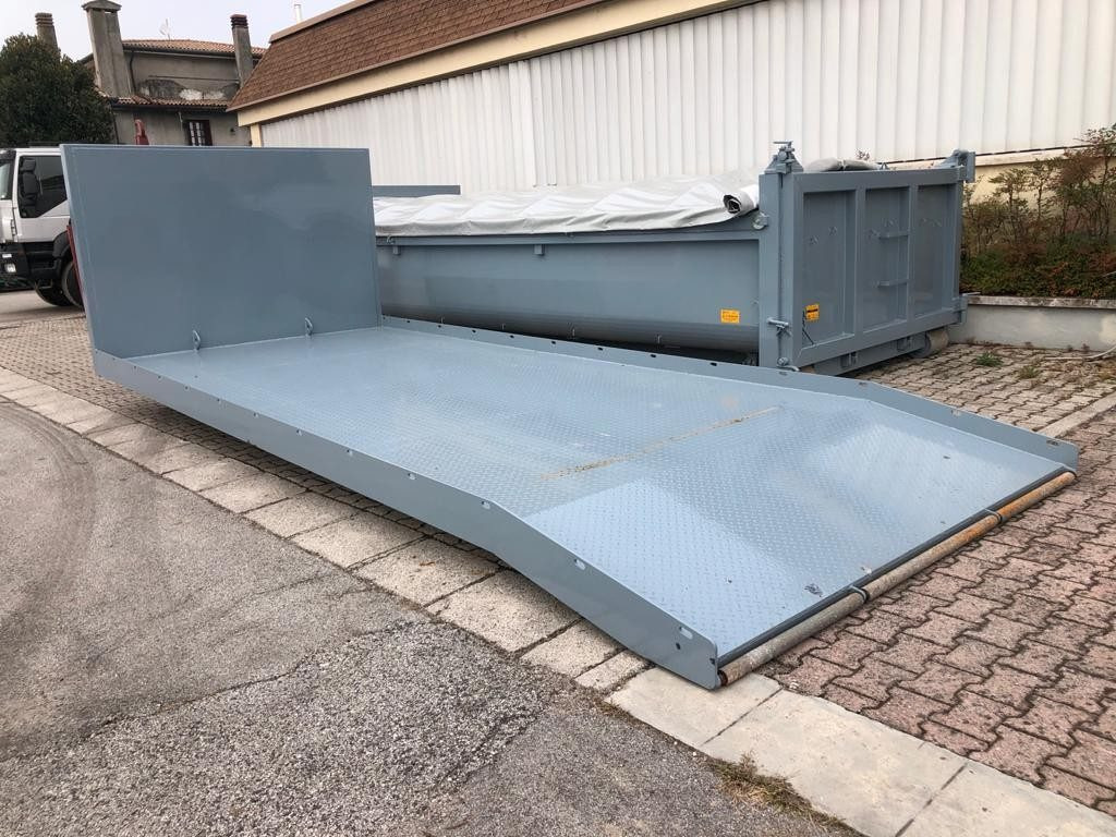 CONTAINER NUOVO A PIANALE SENZA SPONDE - Cassone scarrabile: foto 1 CONTAINER NUOVO A PIANALE SENZA SPONDE - Cassone scarrabile: foto 1