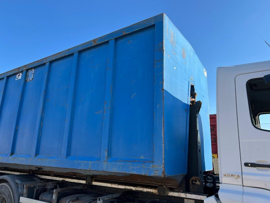 CONTAINER SCARRABILE USATO CON TETTO FISSO - Cassone scarrabile: foto 3 CONTAINER SCARRABILE USATO CON TETTO FISSO - Cassone scarrabile: foto 3