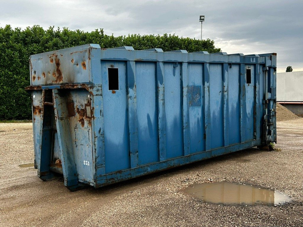 CONTAINER SCARRABILE USATO PER SEGATURA - Cassone scarrabile: foto 1 CONTAINER SCARRABILE USATO PER SEGATURA - Cassone scarrabile: foto 1