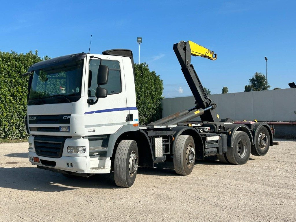 DAF CF85 SCARRABILE - Autocarro scarrabile: foto 1 DAF CF85 SCARRABILE - Autocarro scarrabile: foto 1