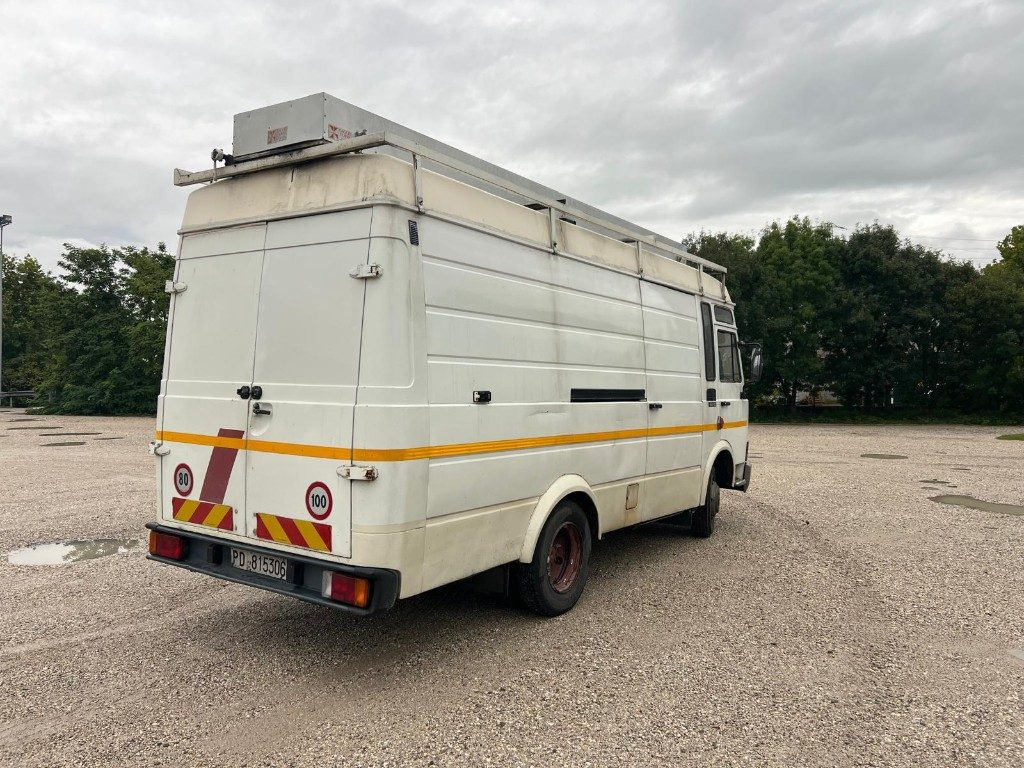 FIAT 60 10 - Furgone chiuso: foto 4 FIAT 60 10 - Furgone chiuso: foto 4