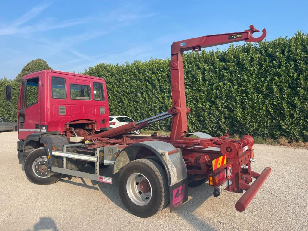 FIAT IVECO EUROCARGO 150E23 - Autocarro scarrabile: foto 5 FIAT IVECO EUROCARGO 150E23 - Autocarro scarrabile: foto 5
