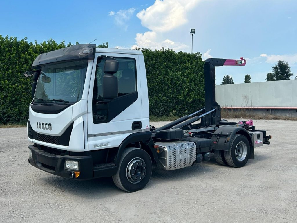IVECO 120EL22 CON SCARRABILE NUOVO - Autocarro scarrabile: foto 1 IVECO 120EL22 CON SCARRABILE NUOVO - Autocarro scarrabile: foto 1
