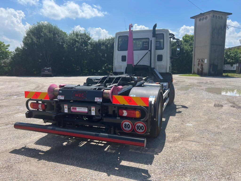 IVECO EUROCARGO 160E25 SCARRABILE - Autocarro scarrabile: foto 4 IVECO EUROCARGO 160E25 SCARRABILE - Autocarro scarrabile: foto 4