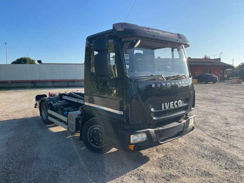 IVECO EUROCARGO 75E18 CON SCARRABILE NUOVO - Autocarro scarrabile: foto 1 IVECO EUROCARGO 75E18 CON SCARRABILE NUOVO - Autocarro scarrabile: foto 1