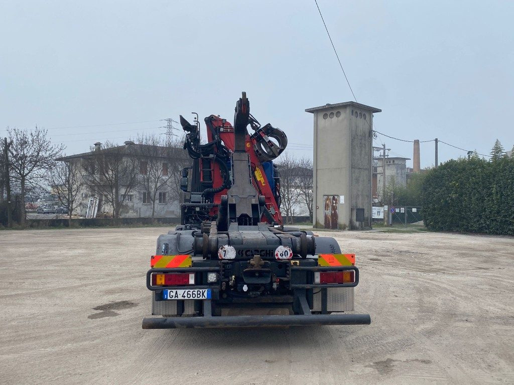 IVECO STRALIS 260.450 SCARRABILE CON GRU - Autocarro scarrabile: foto 4 IVECO STRALIS 260.450 SCARRABILE CON GRU - Autocarro scarrabile: foto 4