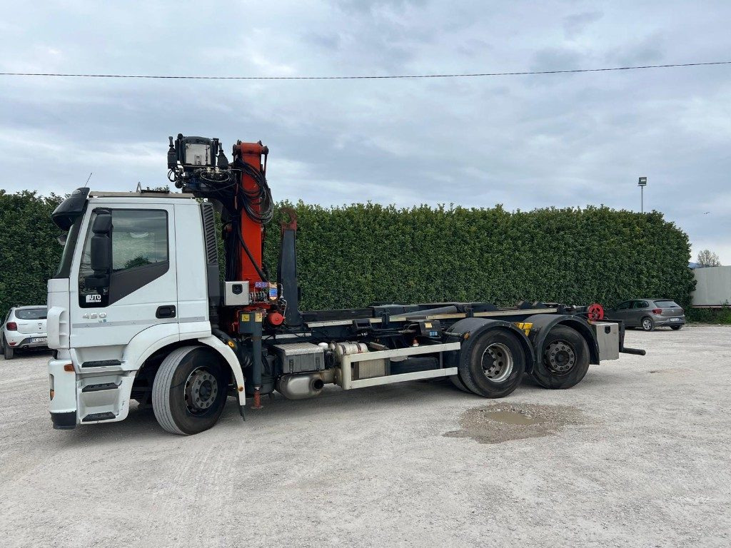 IVECO STRALIS 260E45 SCARRABILE - Autocarro scarrabile: foto 2 IVECO STRALIS 260E45 SCARRABILE - Autocarro scarrabile: foto 2