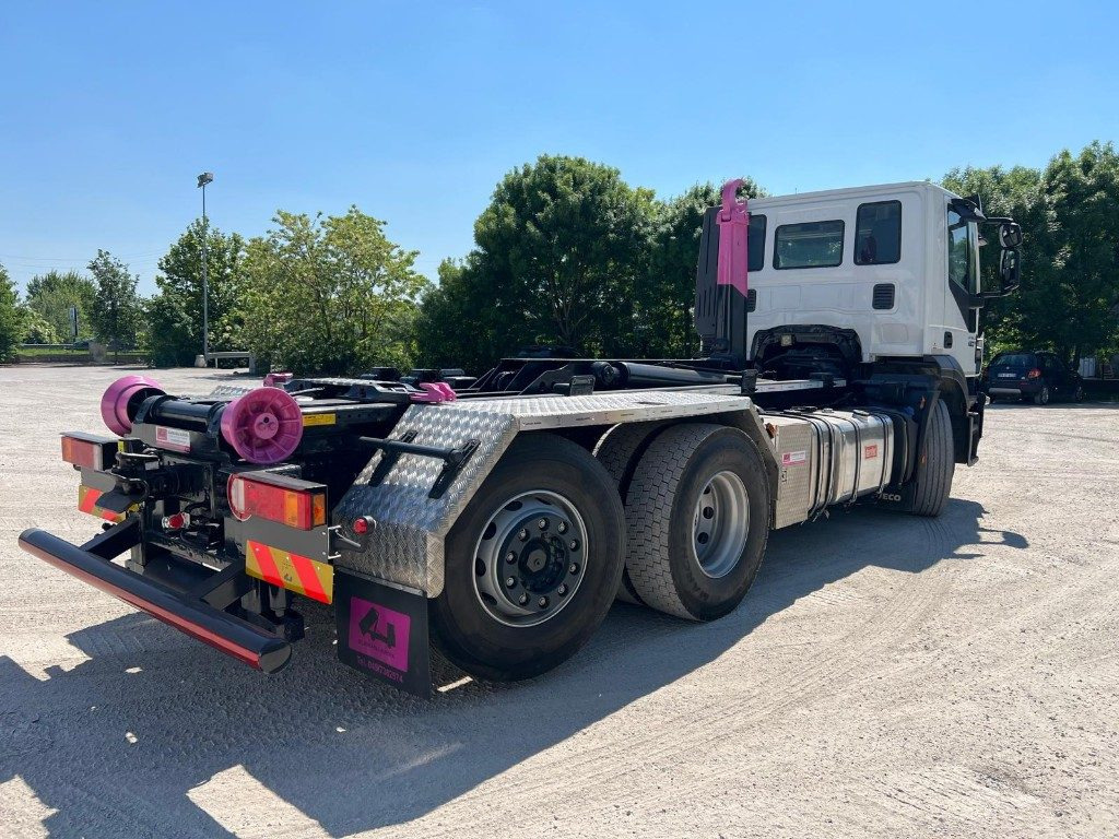 IVECO STRALIS 460 SCARRABILE - Autocarro scarrabile: foto 5 IVECO STRALIS 460 SCARRABILE - Autocarro scarrabile: foto 5