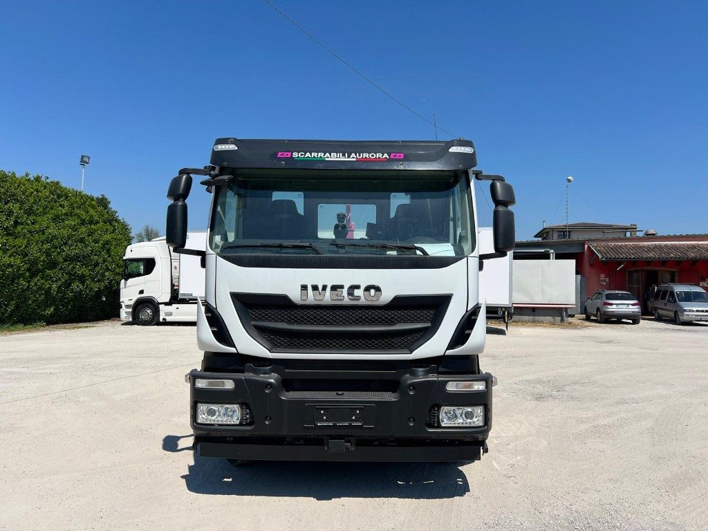 Autocarro scarrabile IVECO STRALIS 460 SCARRABILE: foto 9