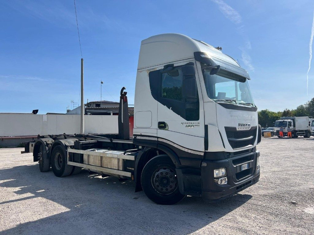 Autocarro scarrabile IVECO STRALIS 460 SCARRABILE: foto 6