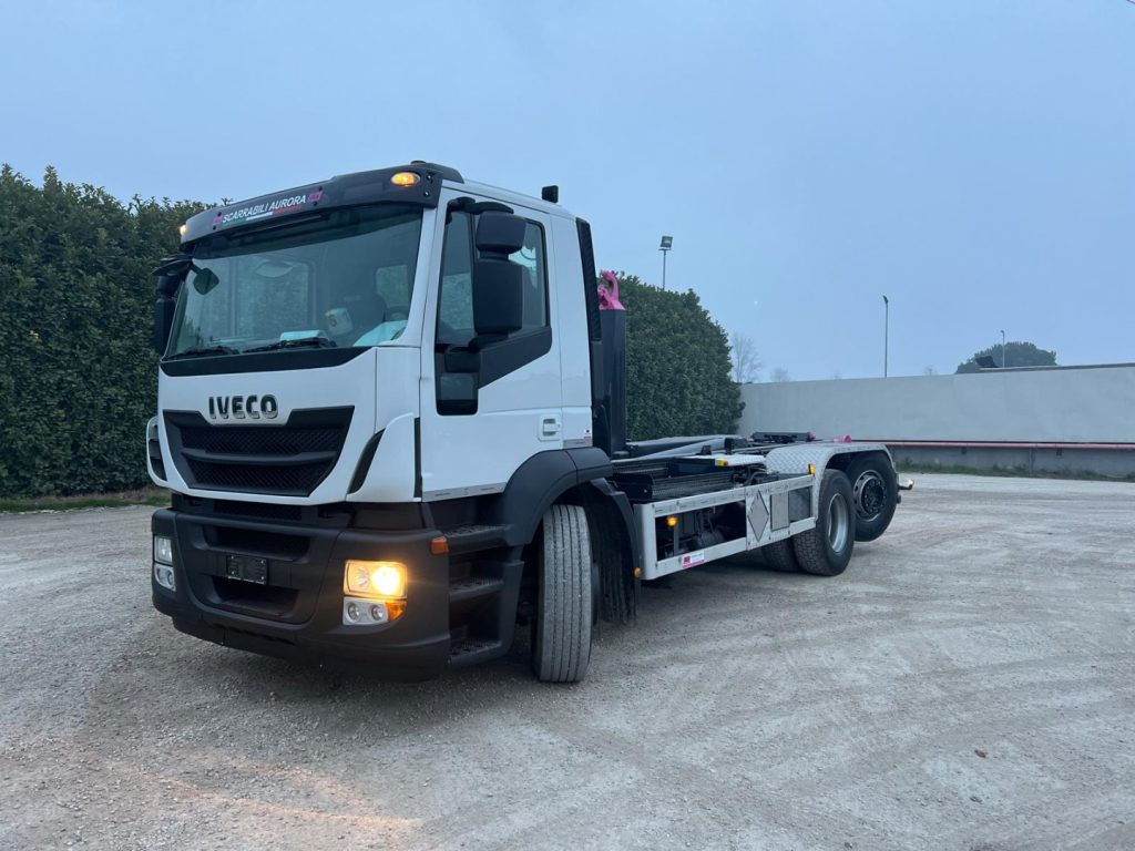 Autocarro scarrabile IVECO STRALIS AD260S45 SCARRABILE: foto 1