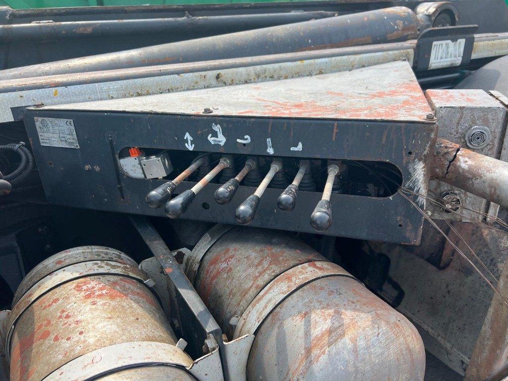 IVECO STRALIS AS260S 50Y SCARRABILE - Autocarro scarrabile: foto 5 IVECO STRALIS AS260S 50Y SCARRABILE - Autocarro scarrabile: foto 5