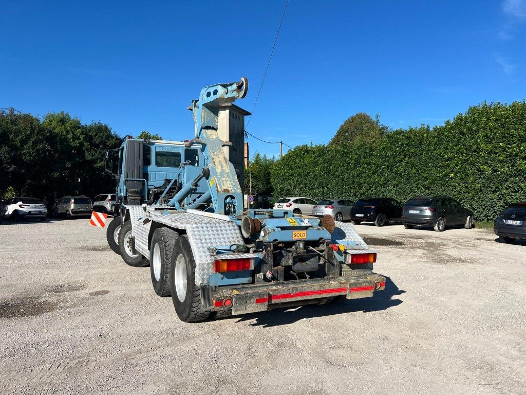 IVECO TRAKKER 450 SCARRABILE - Autocarro scarrabile: foto 5 IVECO TRAKKER 450 SCARRABILE - Autocarro scarrabile: foto 5