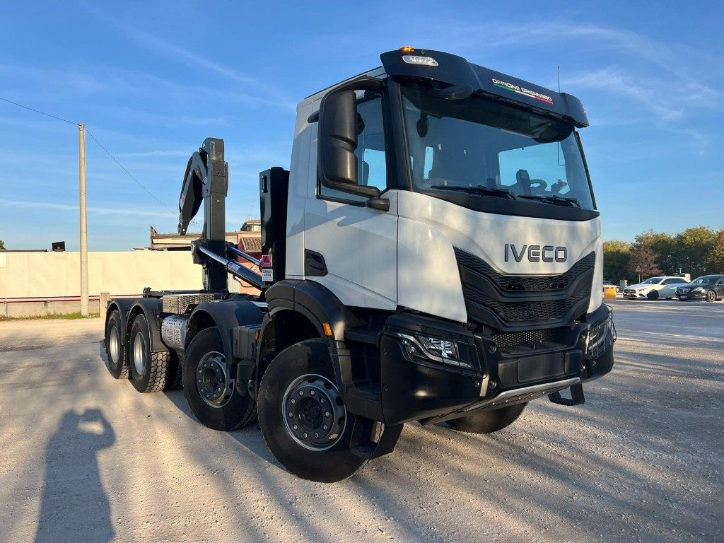 IVECO TRAKKER T-WAY AD500 NUOVO SCARRABILE - Autocarro scarrabile: foto 3 IVECO TRAKKER T-WAY AD500 NUOVO SCARRABILE - Autocarro scarrabile: foto 3