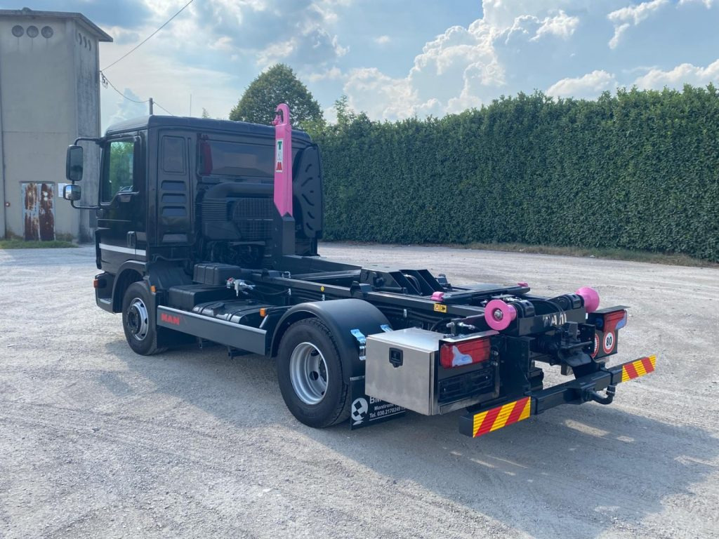 MAN TGL 12.220 CON SCARRABILE NUOVO - Autocarro scarrabile: foto 5 MAN TGL 12.220 CON SCARRABILE NUOVO - Autocarro scarrabile: foto 5