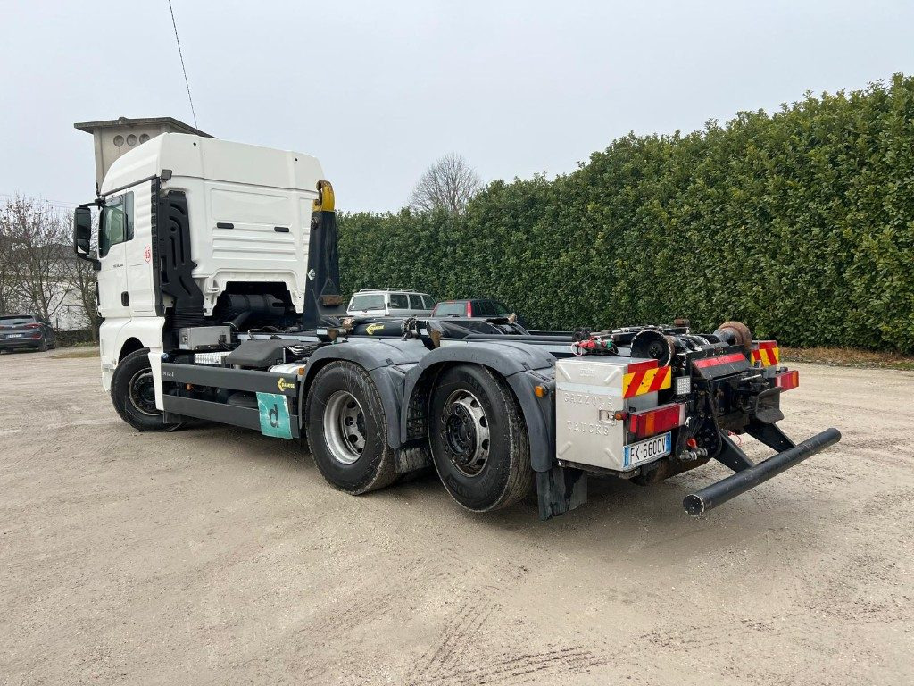 MAN TGX 26.500 USATO SCARRABILE 6X2 - Autocarro scarrabile: foto 3 MAN TGX 26.500 USATO SCARRABILE 6X2 - Autocarro scarrabile: foto 3