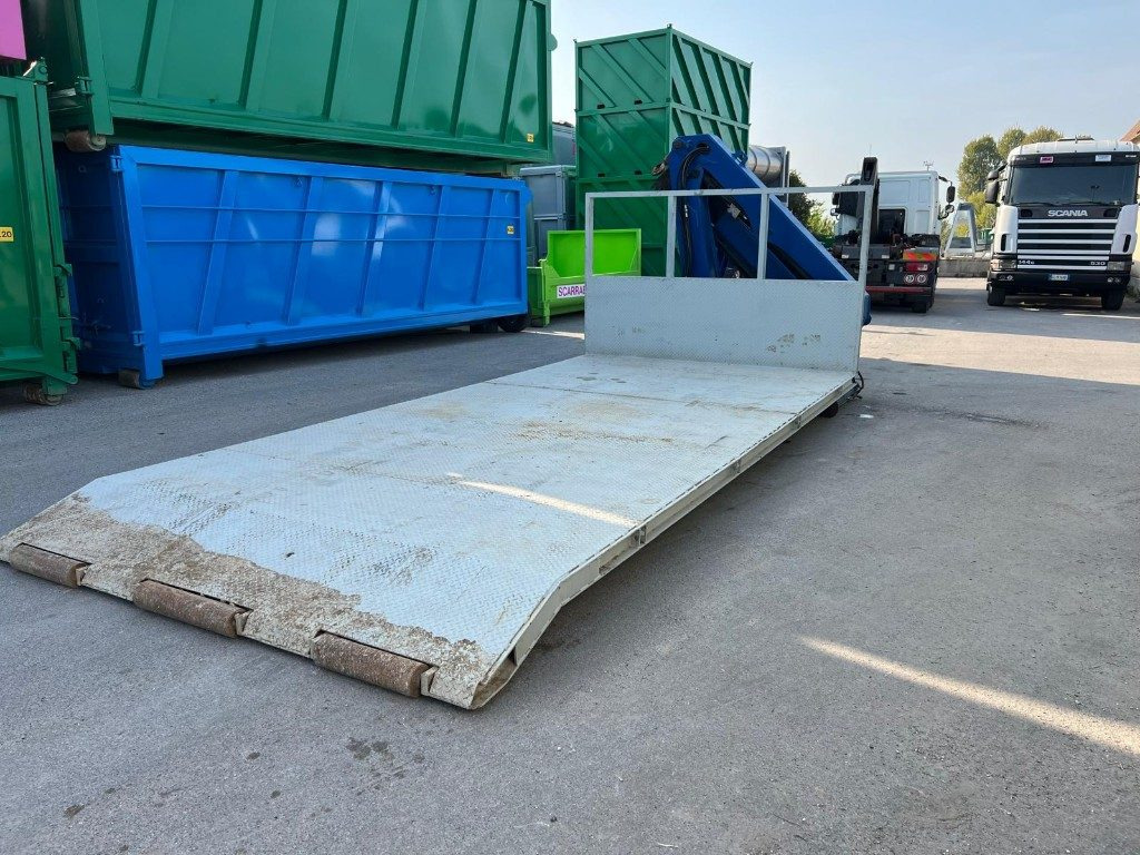 PIANALE SCARRABILE USATO SENZA SPONDE - Cassone scarrabile: foto 5 PIANALE SCARRABILE USATO SENZA SPONDE - Cassone scarrabile: foto 5