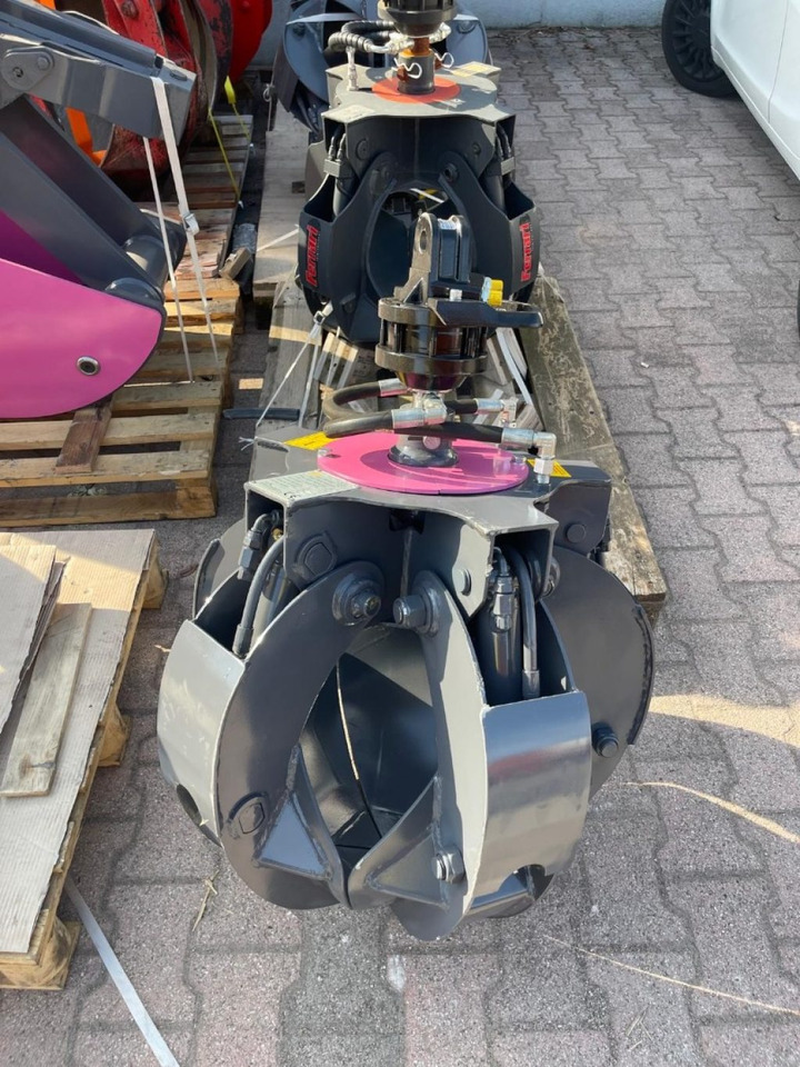 POLIPO NUOVO A 5 PALE - Benna a polipo: foto 3 POLIPO NUOVO A 5 PALE - Benna a polipo: foto 3