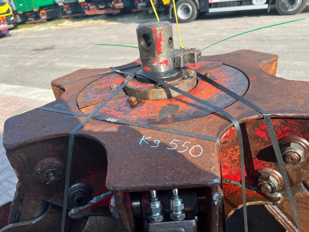 POLIPO USATO ROZZI A 6 PALE CON ROTORE - Benna a polipo: foto 4 POLIPO USATO ROZZI A 6 PALE CON ROTORE - Benna a polipo: foto 4