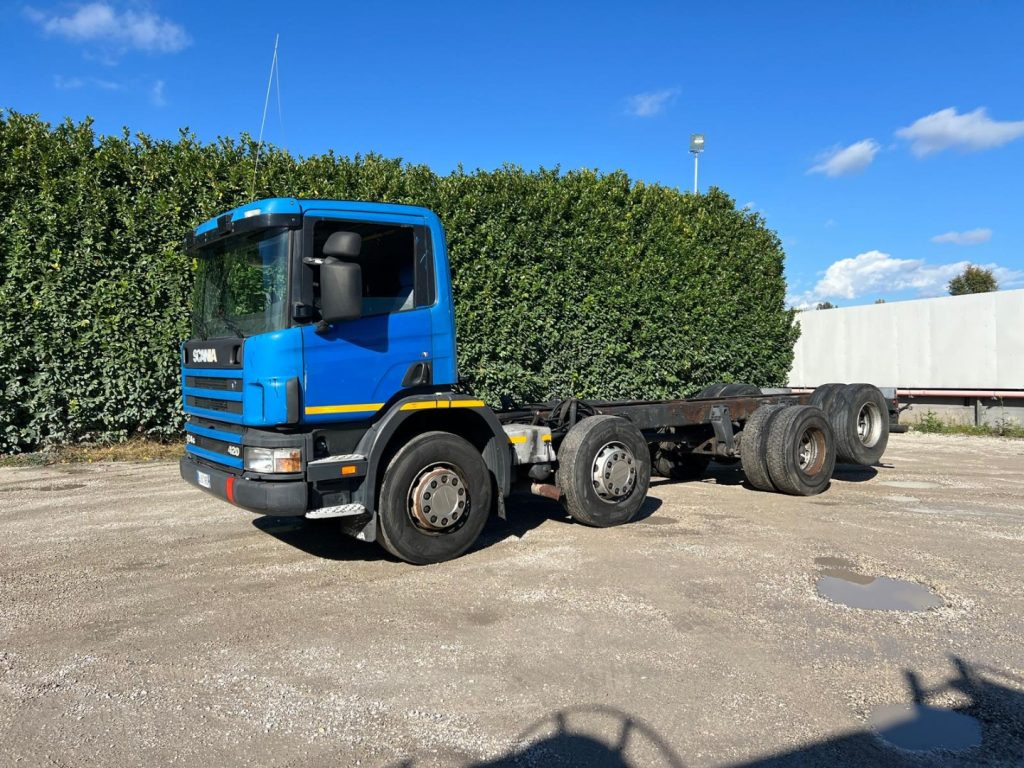 SCANIA 124GB 420 A TELAIO - Autocarro telaio: foto 3 SCANIA 124GB 420 A TELAIO - Autocarro telaio: foto 3