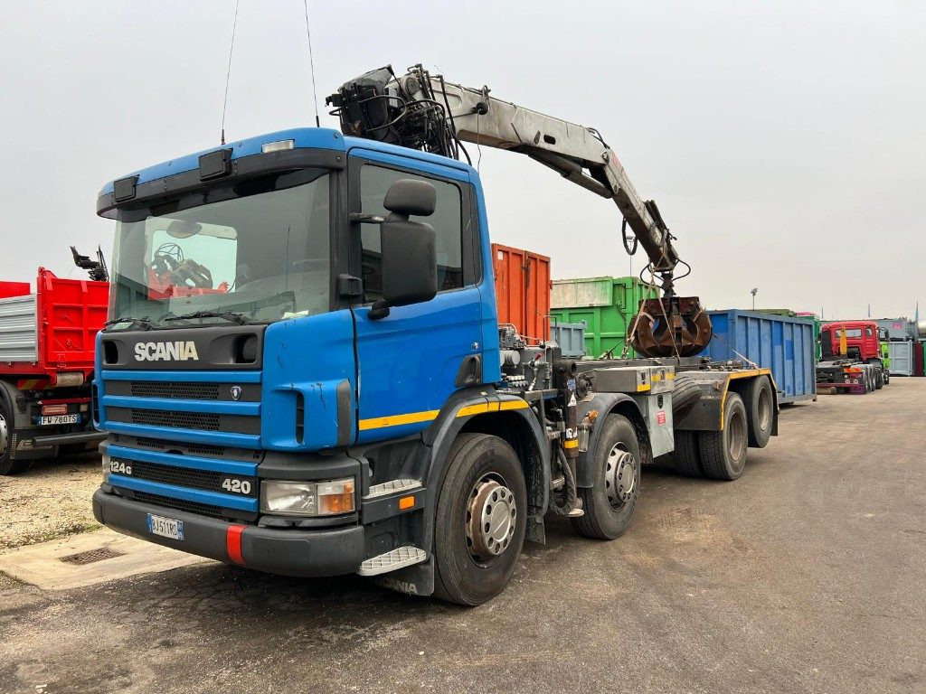 SCANIA 124GB 420 SCARRABILE CON GRU - Autocarro scarrabile: foto 1 SCANIA 124GB 420 SCARRABILE CON GRU - Autocarro scarrabile: foto 1
