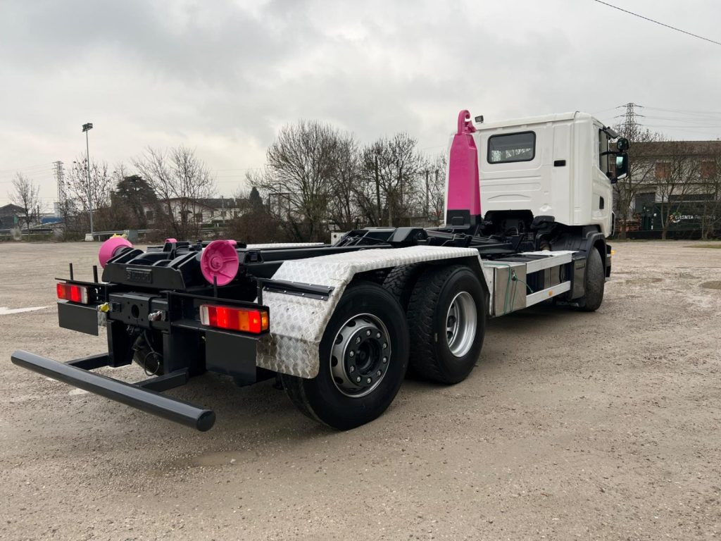 SCANIA R380 SCARRABILE - Autocarro scarrabile: foto 3 SCANIA R380 SCARRABILE - Autocarro scarrabile: foto 3